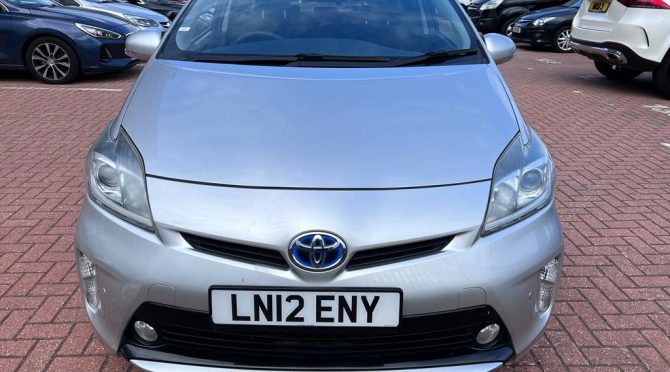 Toyota Prius 1.8 Automatic Hybrid
